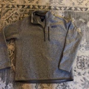 Men’s Patagonia quarter zip grey